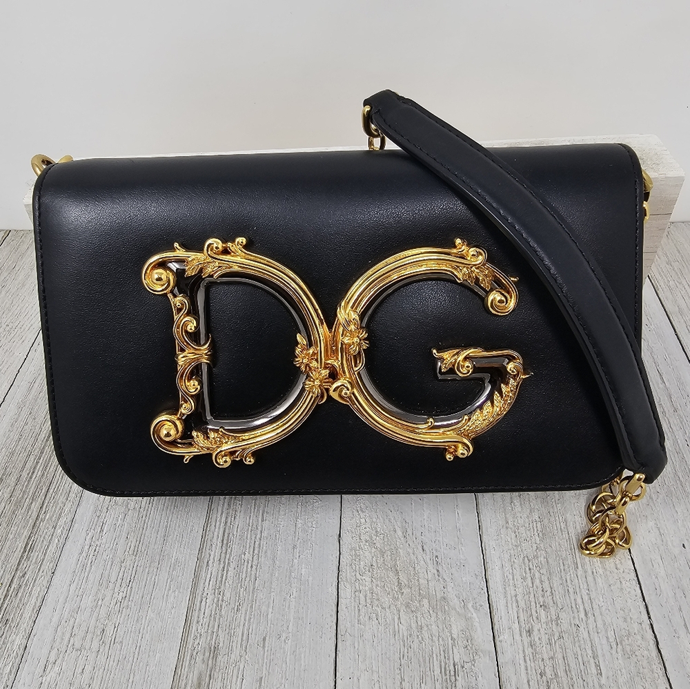 ****SOLD***** !Dolce & Gabbana Black Leather DG Girl Small Scross